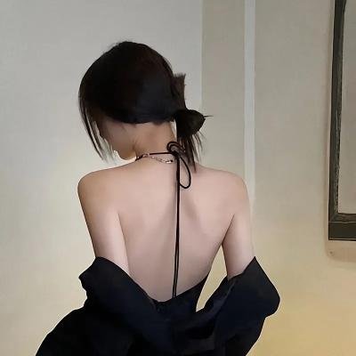 亚曼达厌世系